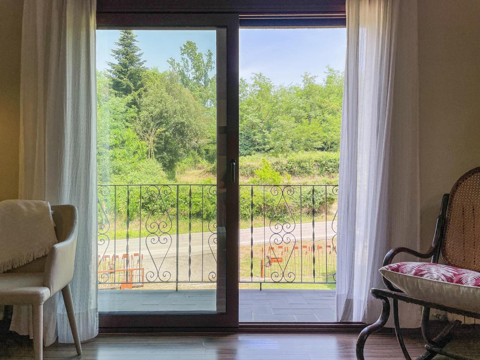 Can Baseia - amb jardí i accés privat a La Fageda Santa Pau Exterior foto